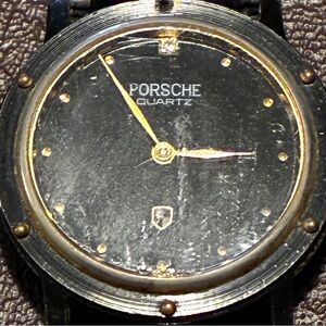 Women's Black and Gold Quartz Watch